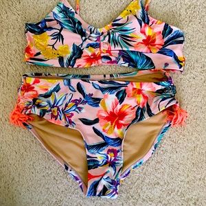 Girls 2 piece swim suit size L